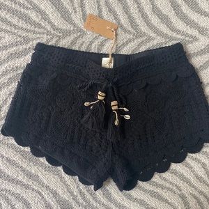 Surf gypsy black crochet cover up shorts medium swim